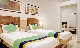 Hotel Madhav International