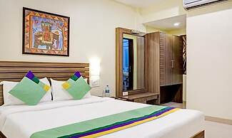 Hotel Madhav International