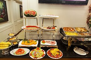 Golden Lotus Legend Hotel