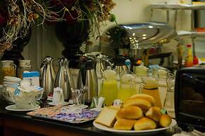 Golden Lotus Legend Hotel