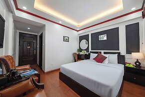 Golden Lotus Legend Hotel