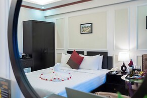 Golden Lotus Legend Hotel