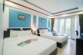 Golden Lotus Legend Hotel