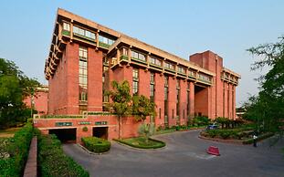 Goldfinch Hotel Delhi NCR
