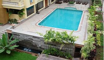 Sandalwood Hotel & Retreat