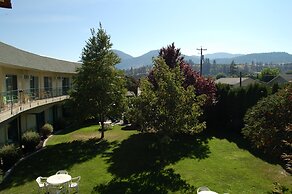 Summerland Motel
