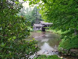 Blue Ridge Manor B&B