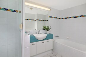 Beachside Resort - Kawana Waters