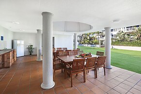 Beachside Resort - Kawana Waters