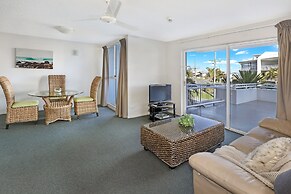 Beachside Resort - Kawana Waters