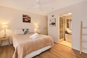 Beachside Resort - Kawana Waters