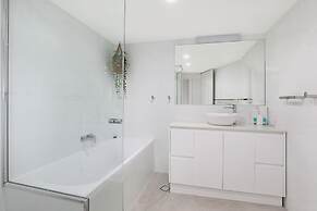 Beachside Resort - Kawana Waters