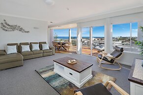 Beachside Resort - Kawana Waters