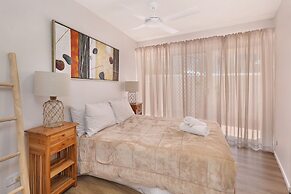 Beachside Resort - Kawana Waters