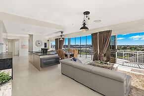 Beachside Resort - Kawana Waters