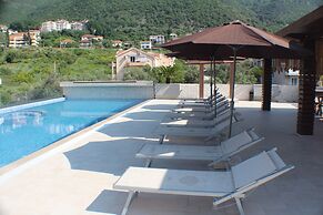 Sun Village Apartments