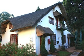 Thatchings Guest House