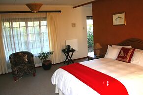 Thatchings Guest House