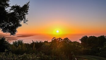 Hilltop Boutique Hotel