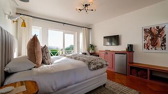 Hilltop Boutique Hotel