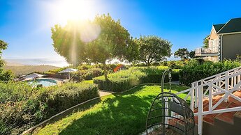 Hilltop Boutique Hotel