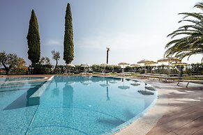 Villa Luisa Resort & Luxury Apartments