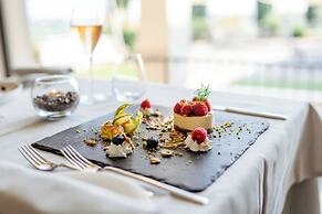 Villa Luisa Resort & Luxury Apartments