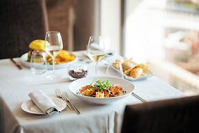 Villa Luisa Resort & Luxury Apartments