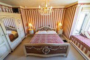 The Maple Inn B&B