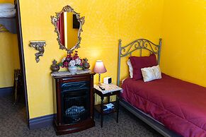The Maple Inn B&B