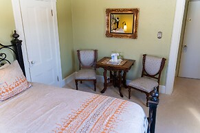 The Maple Inn B&B