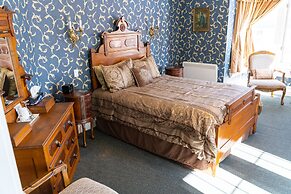 The Maple Inn B&B