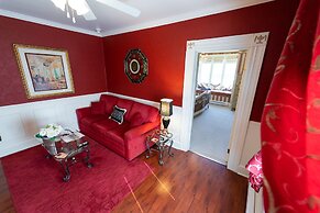 The Maple Inn B&B