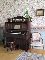 The Maple Inn B&B