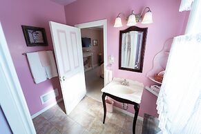 The Maple Inn B&B