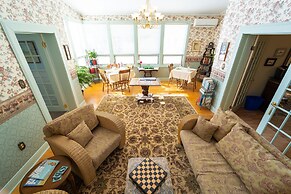 The Maple Inn B&B
