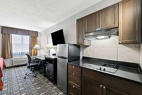 SureStay Plus Hotel by Best Western Lubbock Medical Center