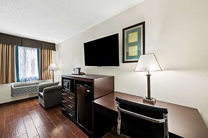 SureStay Plus Hotel by Best Western Lubbock Medical Center