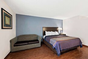 SureStay Plus Hotel by Best Western Lubbock Medical Center