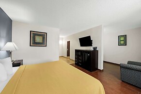 SureStay Plus Hotel by Best Western Lubbock Medical Center