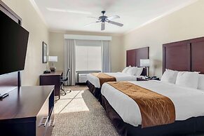 Comfort Inn & Suites Fort Worth - Fossil Creek