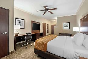 Comfort Inn & Suites Fort Worth - Fossil Creek