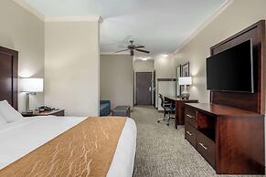 Comfort Inn & Suites Fort Worth - Fossil Creek