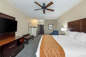 Comfort Inn & Suites Fort Worth - Fossil Creek