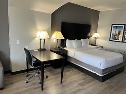 La Quinta Inn & Suites by Wyndham Houston Energy Corridor