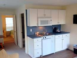 Craigville Beach Inn