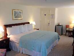 Craigville Beach Inn