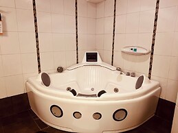 Inter Luxury Hotel
