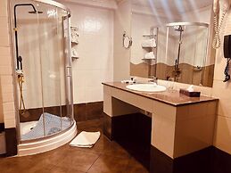 Inter Luxury Hotel