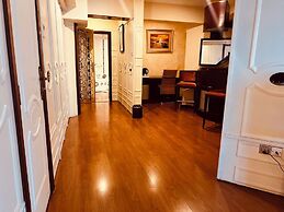 Inter Luxury Hotel